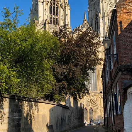 Luxury Townhouse By Minster Quiet Centre * York