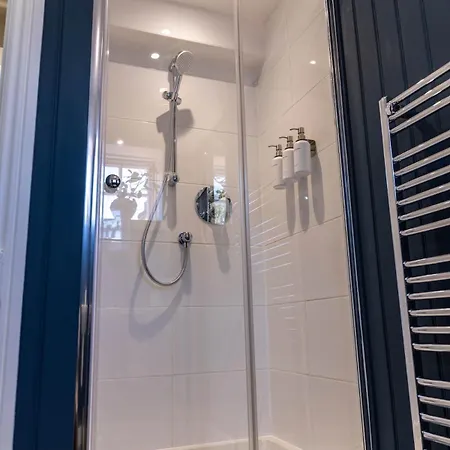 Luxury Townhouse By Minster Quiet Centre *