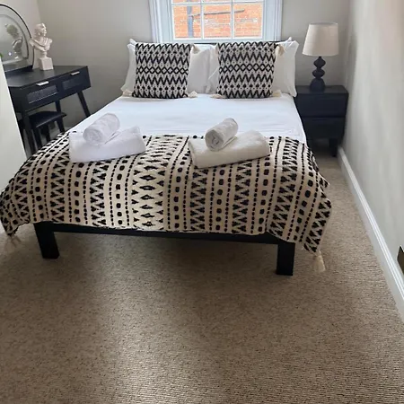 Holiday home Luxury Townhouse By Minster Quiet Centre