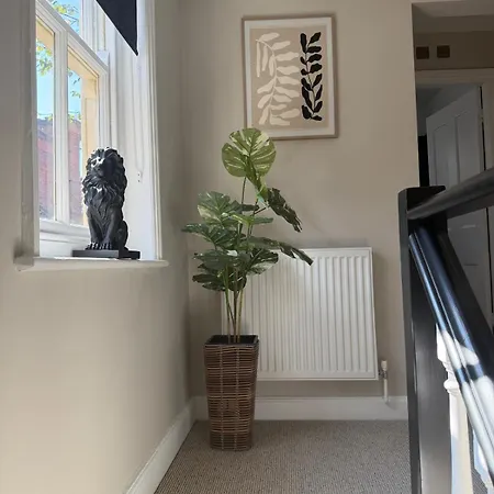 Luxury Townhouse By Minster Quiet Centre